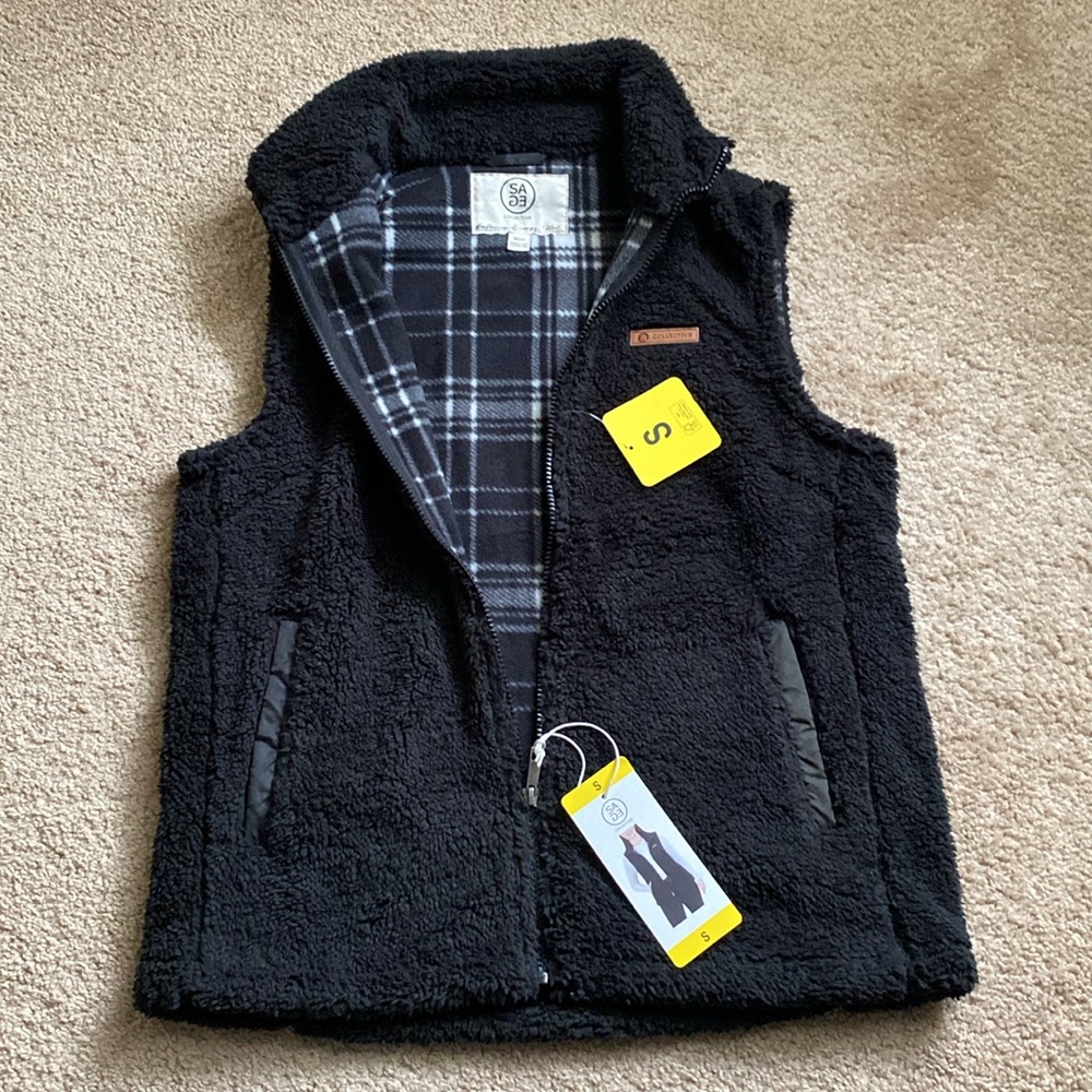 NWT Sage Collective Women's Sherpa Fleece Lined Plush Vest in Black